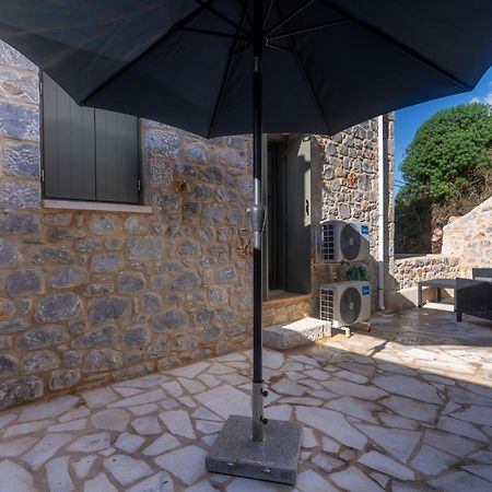 Villa Vina'S Stone House Liménion Exterior foto