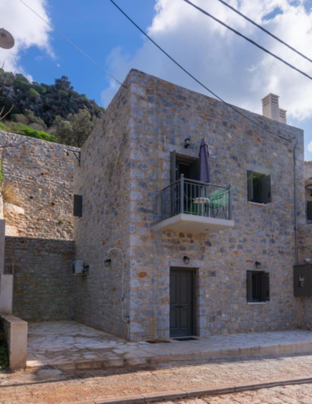Villa Vina'S Stone House Liménion Exterior foto